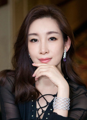老年女士：我教你
